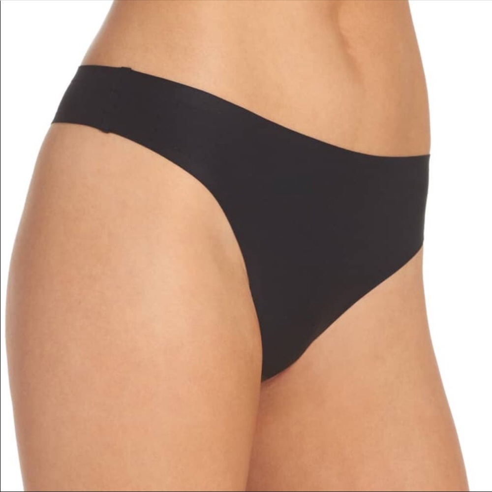 CHANTELLE SOFT SEAMLESS THONG BLACK ONE SIZE NWOT